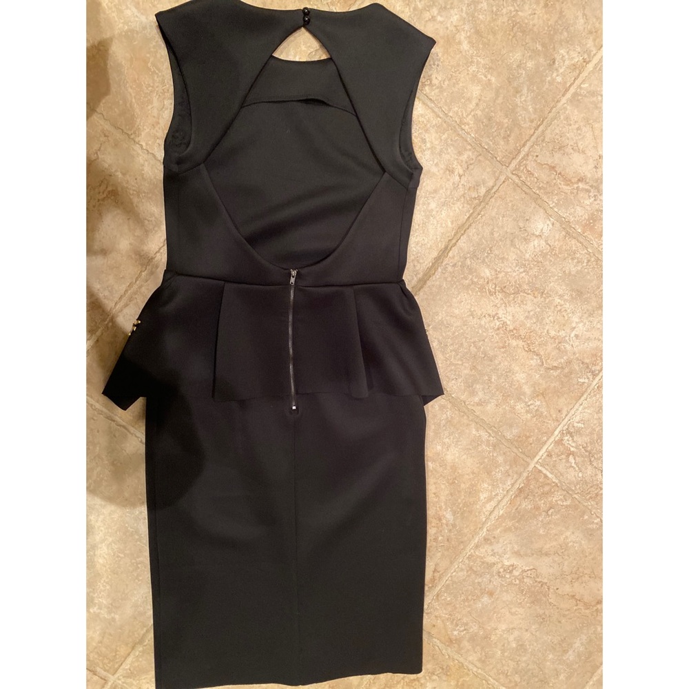 Dress - Picture 5 of 6